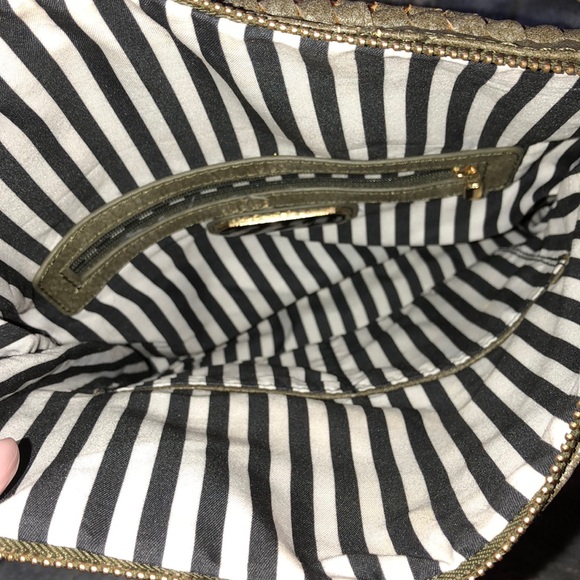 Olive Green Crossbody/ Shoulder Bag - Picture 4 of 6